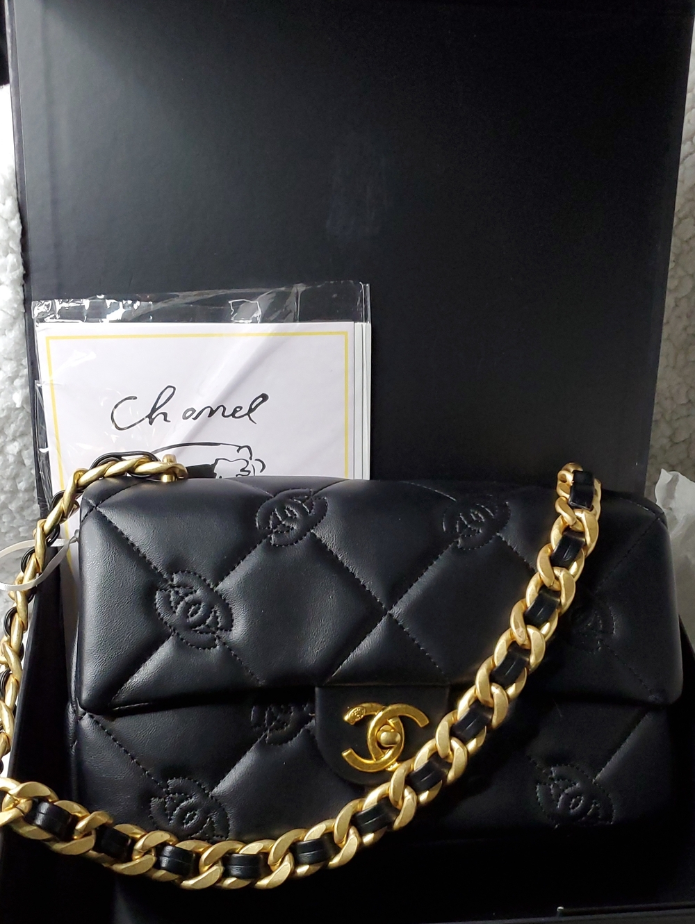 CC Boutique Black Quilted Shoulder Bag with Gold Chain
